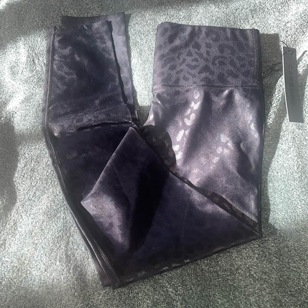 New Carbon 38 High Waisted Black Leopard Print Leggings - M